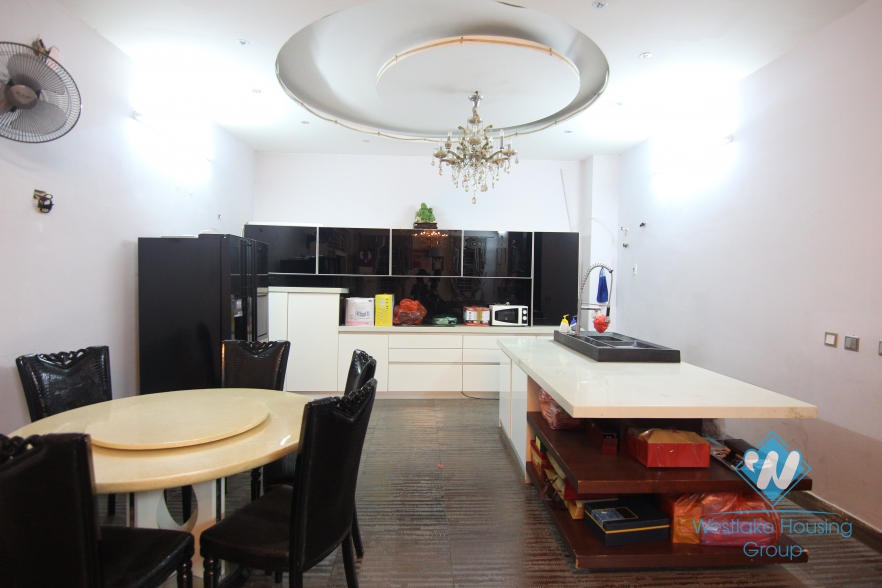 House for rent with business premises in Tay Ho, Ha Noi